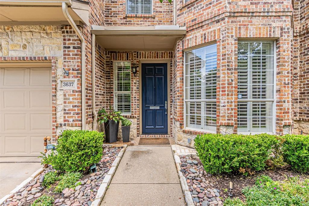 3637 Reagan Street, Dallas