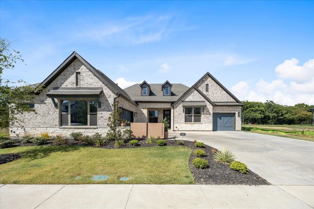 1922 Grand Avenue, Rockwall