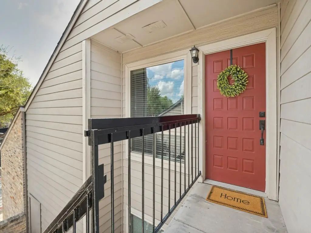 5616 Preston Oaks Road 110, Dallas