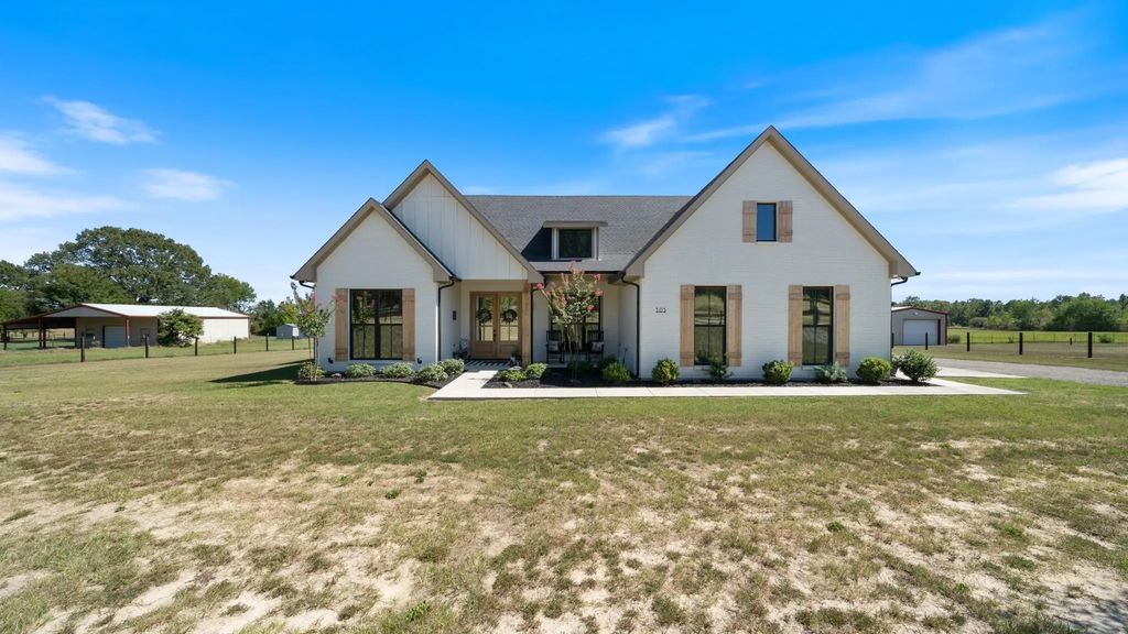 505 Vz County Road 4106, Canton