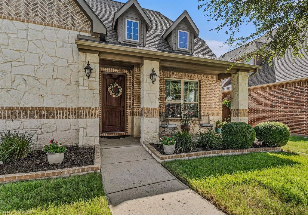 1314 Oak Hill Lane, Murphy