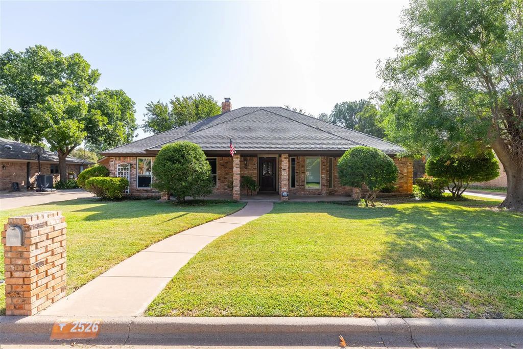 2526 Woodlake Drive, Abilene