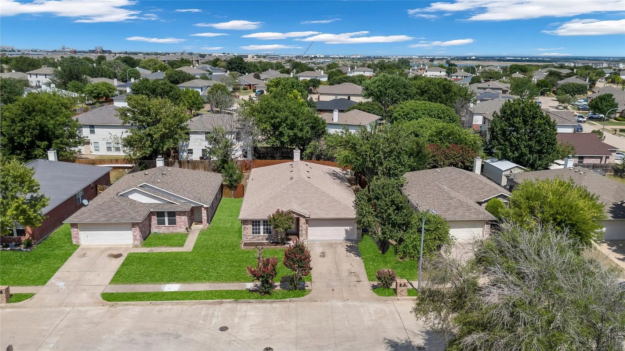 Photo of Listing #21390512