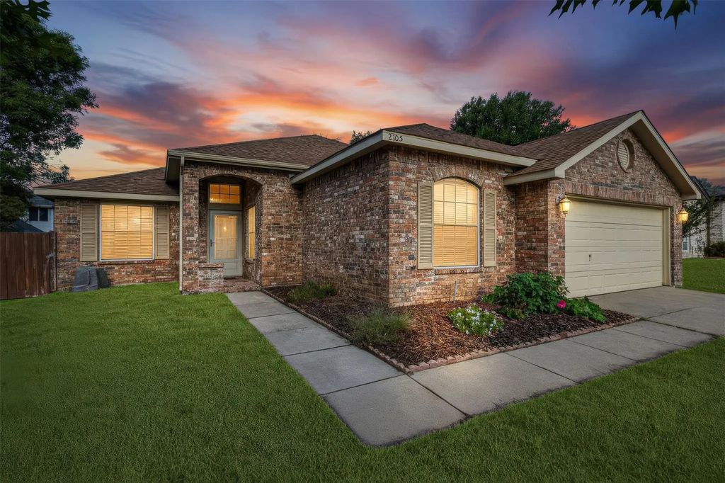 2105 Westview Trail, Denton