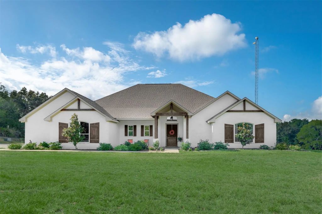 16045 County Road 1130, Flint