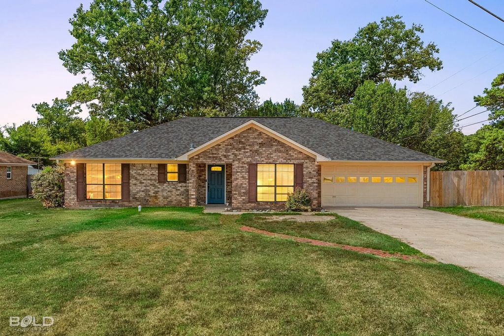 505 Montgomery Drive, Springhill