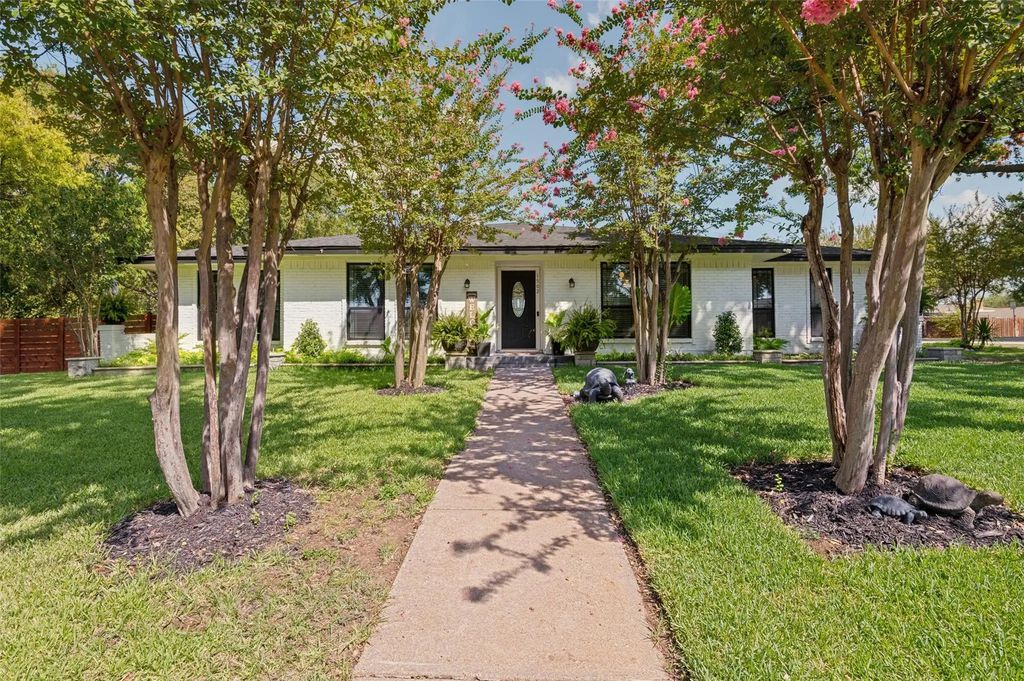 1502 Austrian Road, Grand Prairie