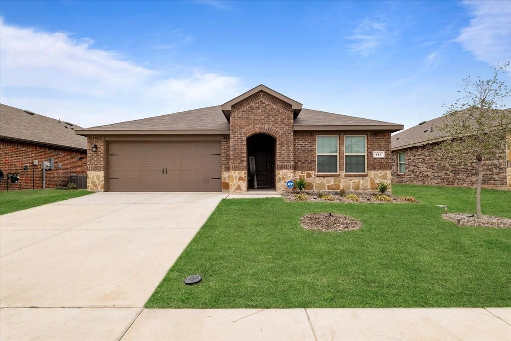 113 Clason Road, Royse City