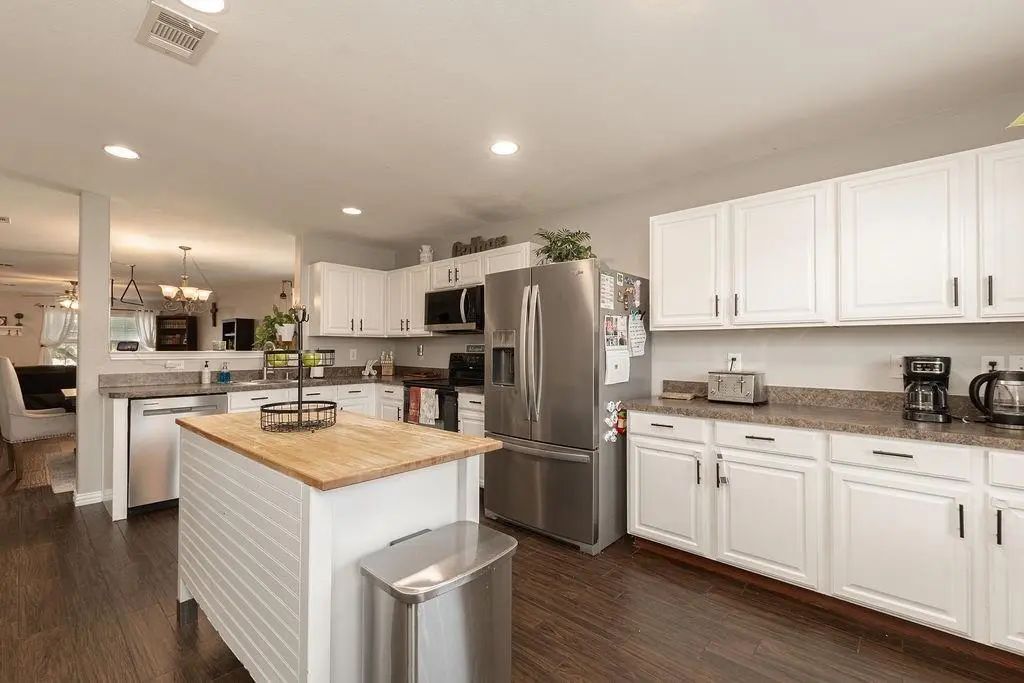 417 Azalea Drive, Fate