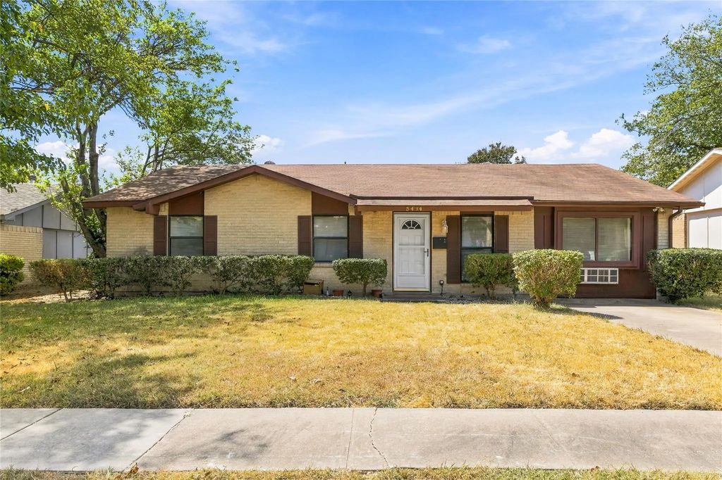 5434 Laredo Lane, Garland