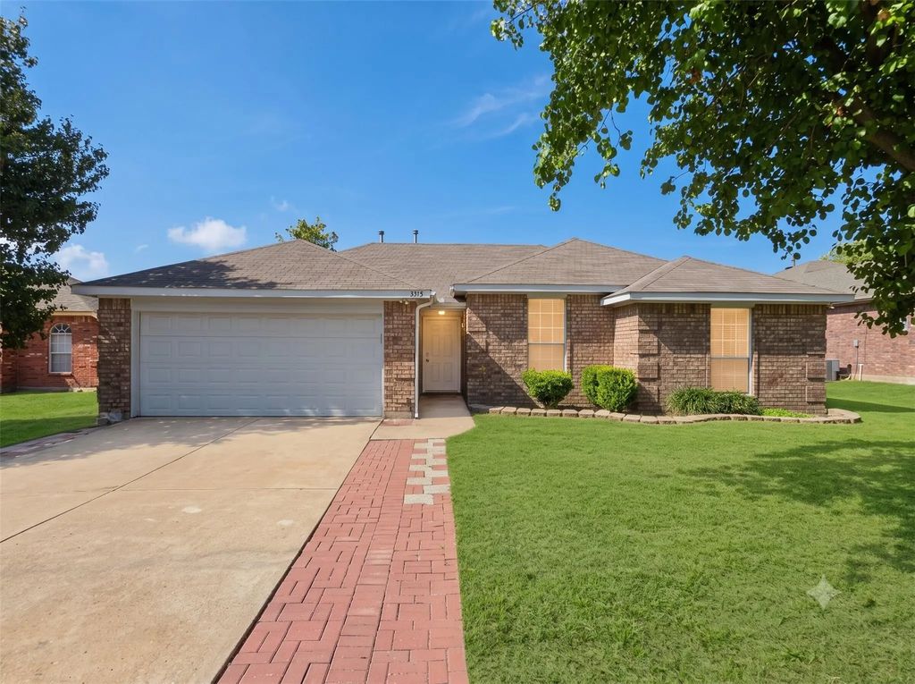3315 Salmon Street, Sachse