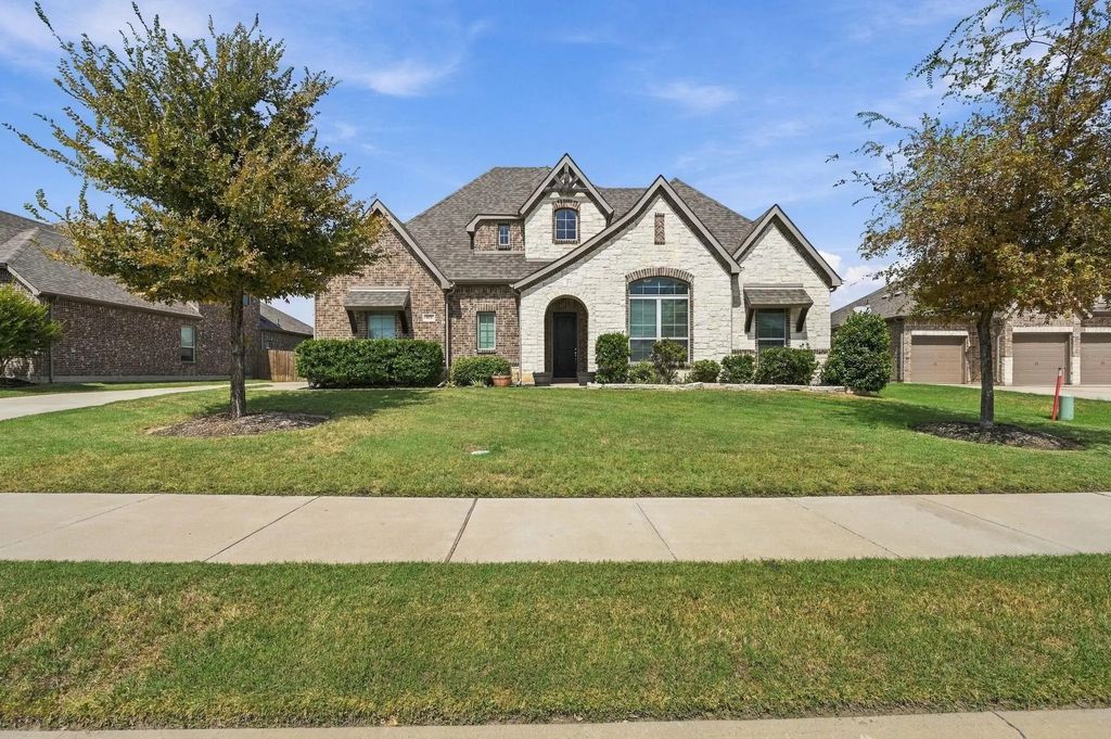 813 Rustic Trail, Midlothian
