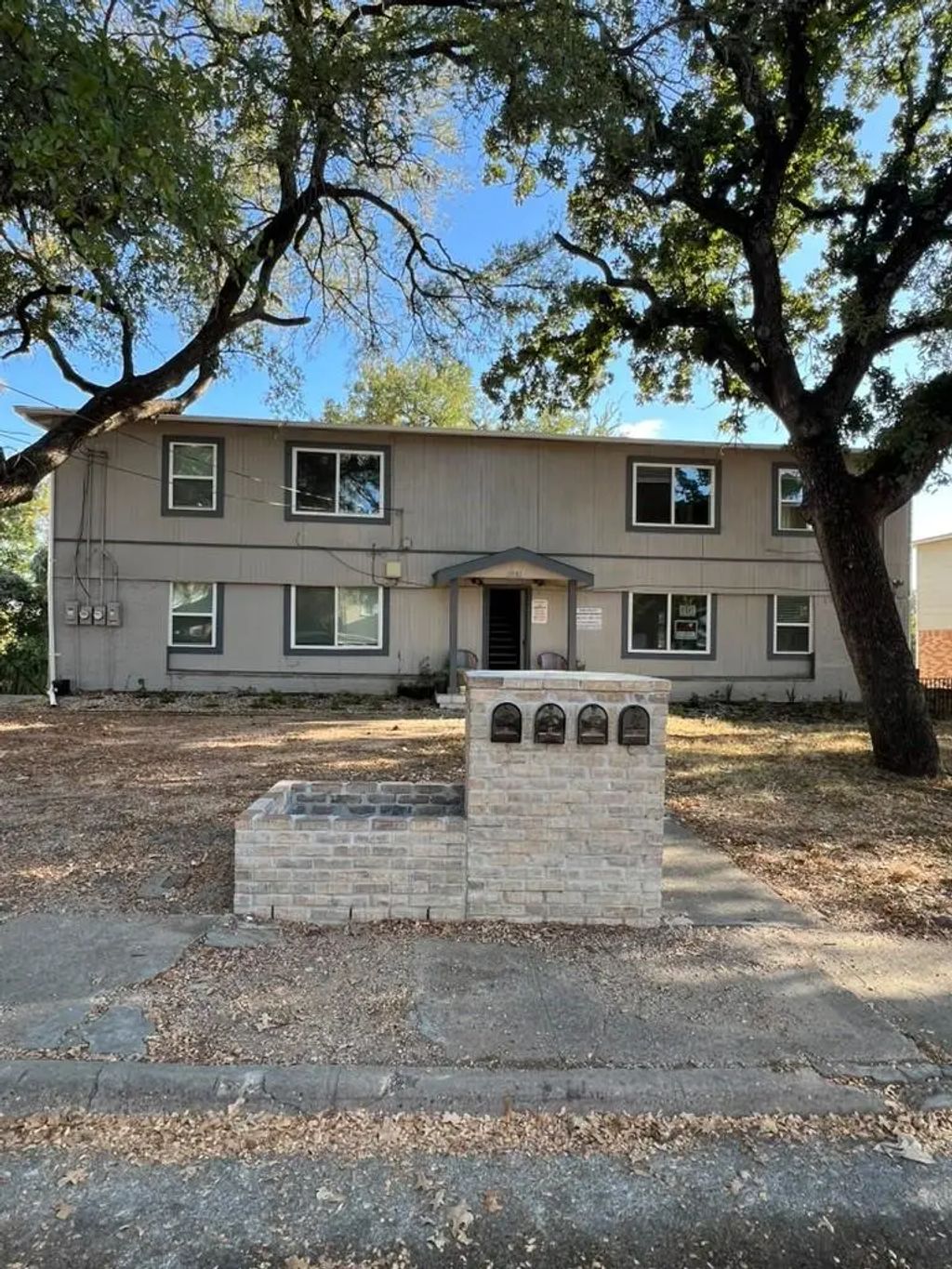 2232 Riverview Drive A-d, Irving