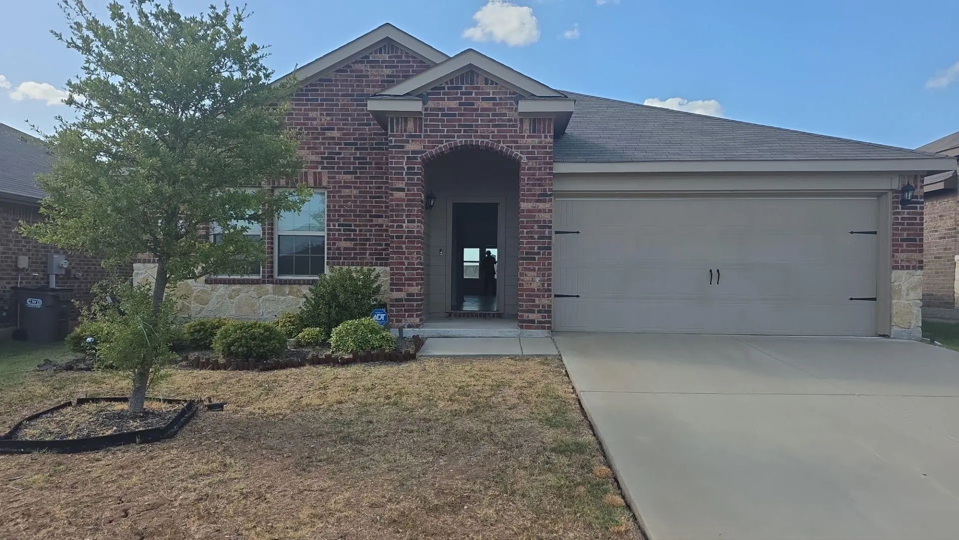 Photo of Listing #21391646