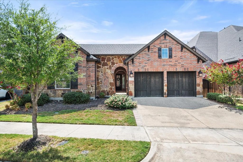 1108 Ivy Charm Way, Arlington