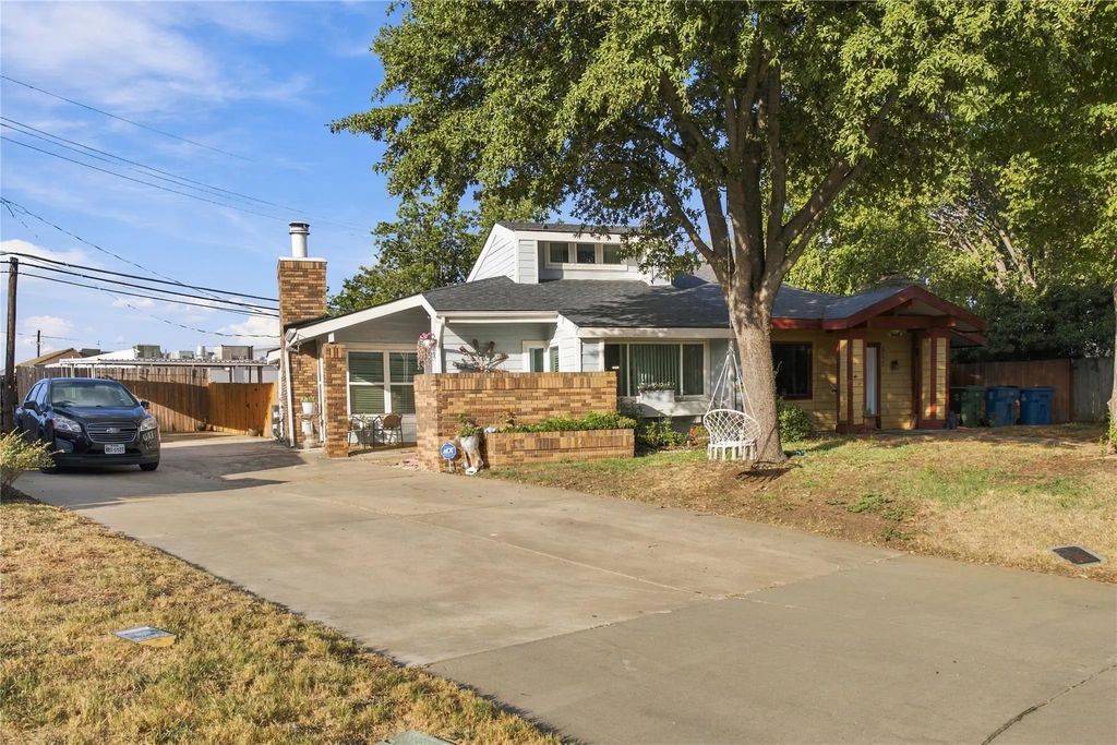 501 Hunters Glen Street, Lewisville