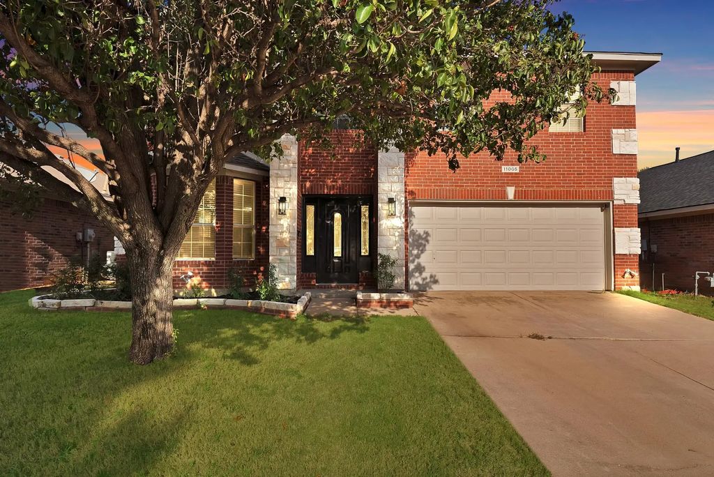 11005 Fawn Valley Drive, Fort Worth