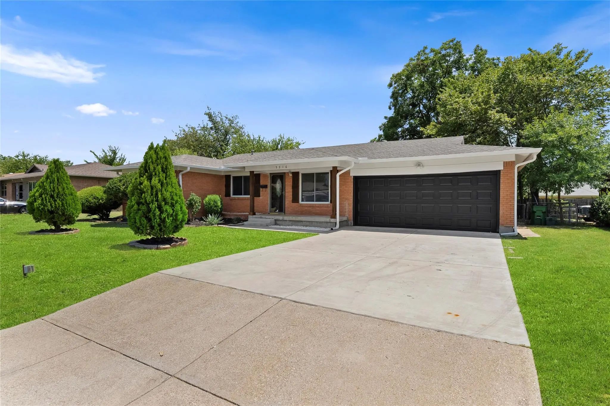Photo of Listing #21391981