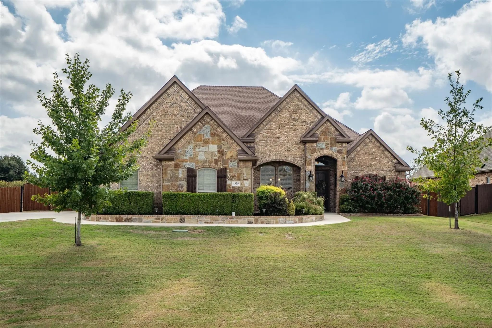 Photo of Listing #21392039