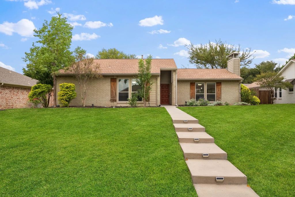 4541 Hartford Drive, Plano