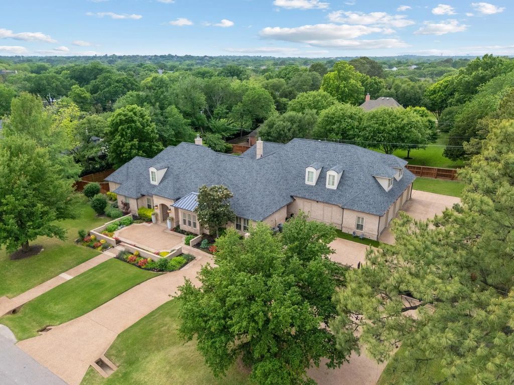 4712 Manning Drive, Colleyville