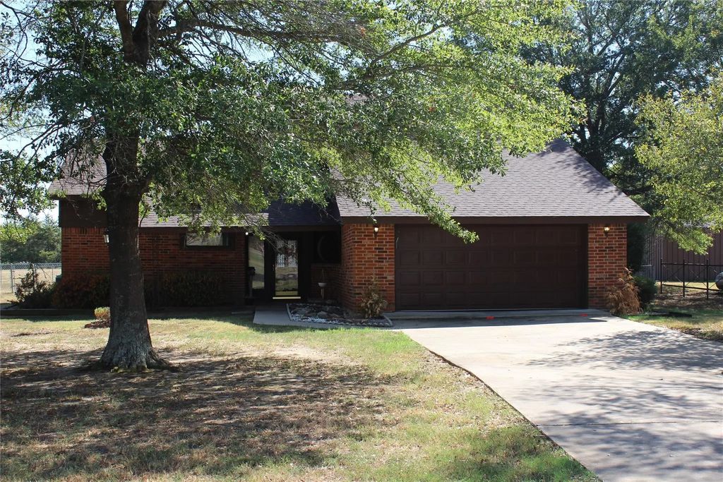 4497 Fm 2820, Sumner
