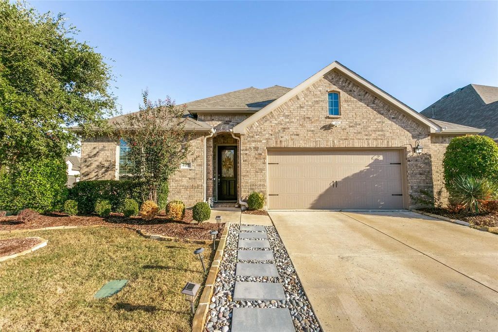 9401 Excursion Drive, Oak Point