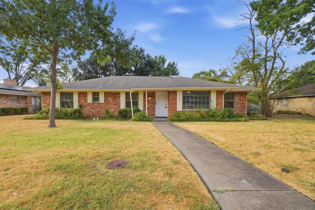 316 Ray Avenue, DeSoto