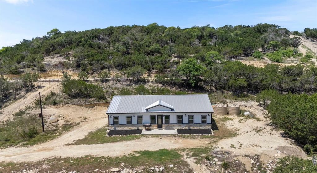 486 Camino Real Road, Kerrville