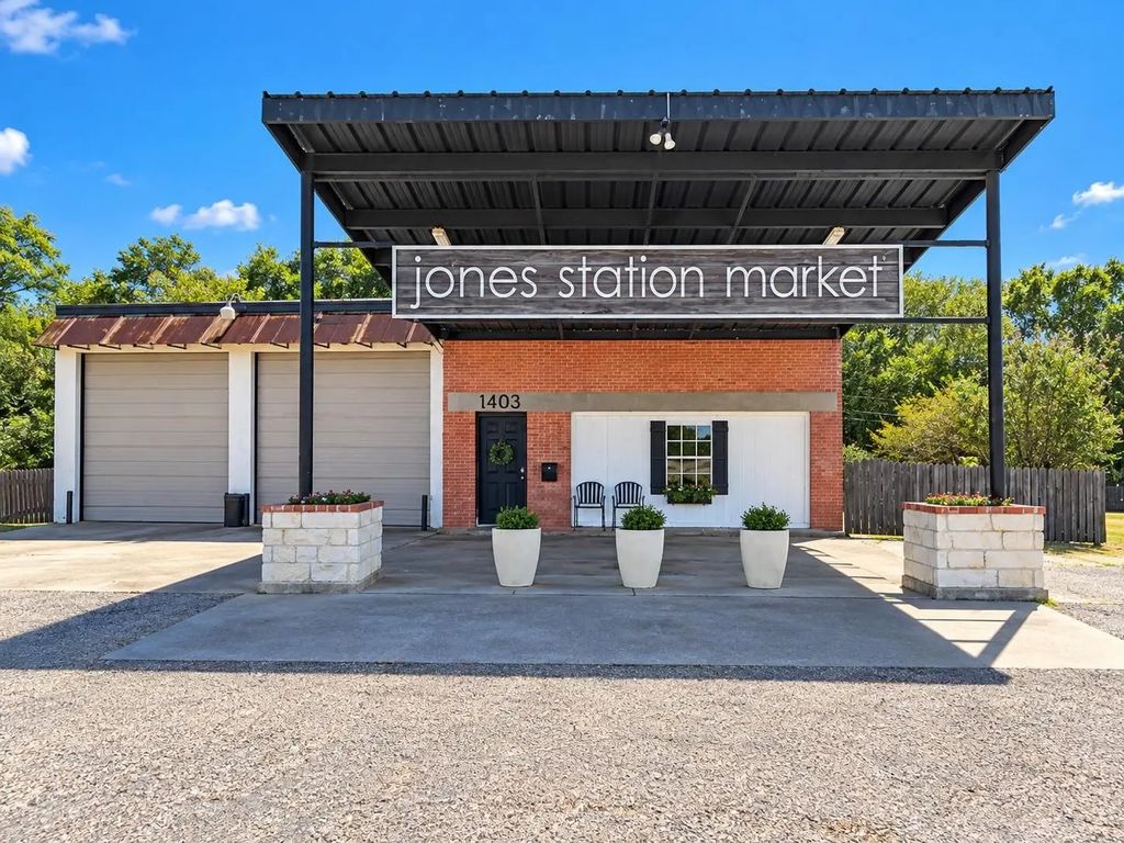 1401 Interstate Highway 30, Greenville