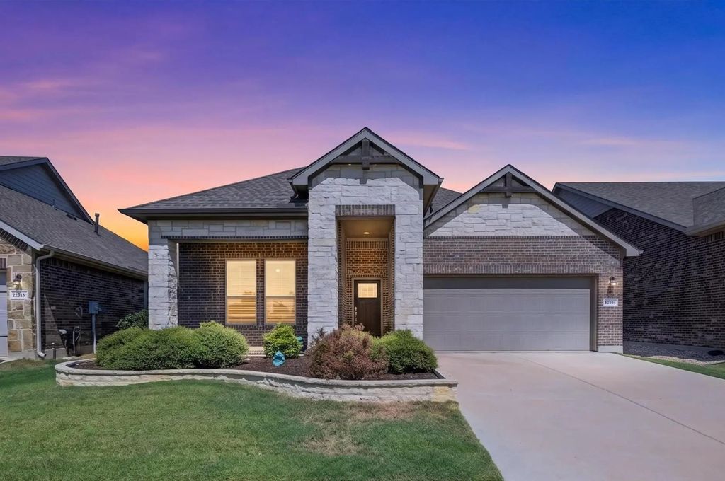 2620 Little Wonder Lane, Northlake