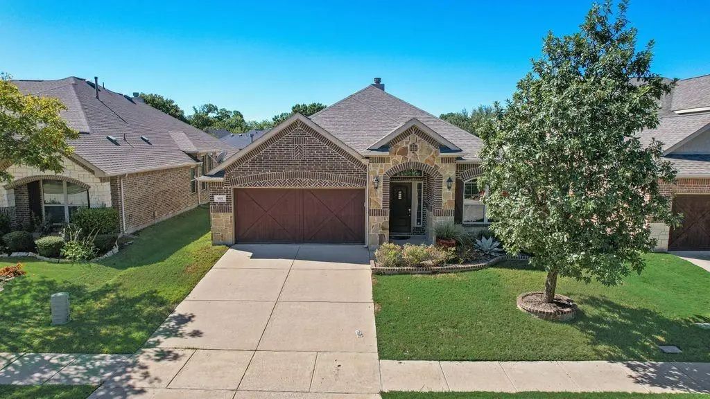 Photo of Listing #21393298
