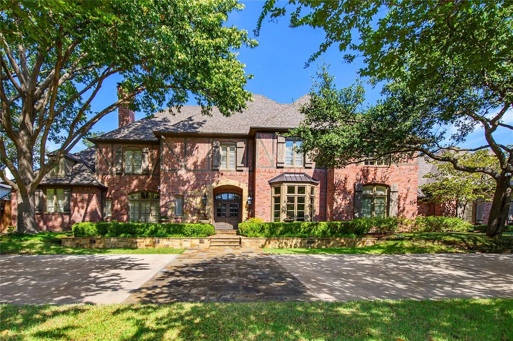 5709 Seville Court, Plano