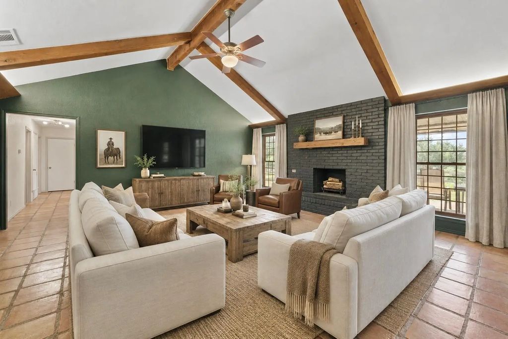 271 Jupiter Trail, Weatherford