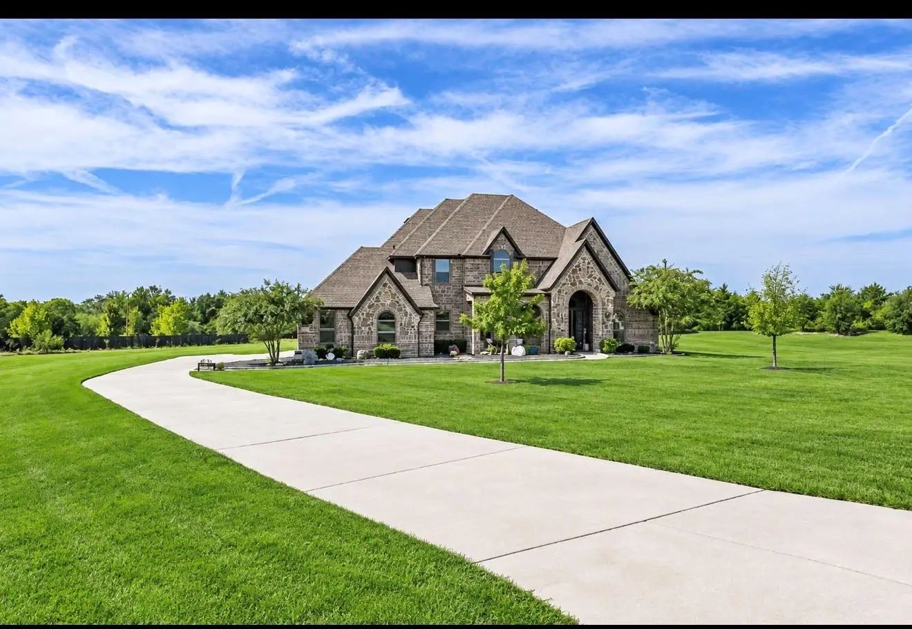 Photo of Listing #21393913