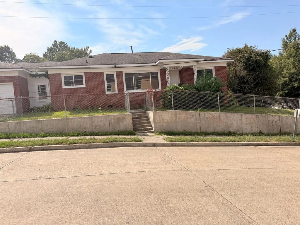 2803 Ashton Street, Shreveport