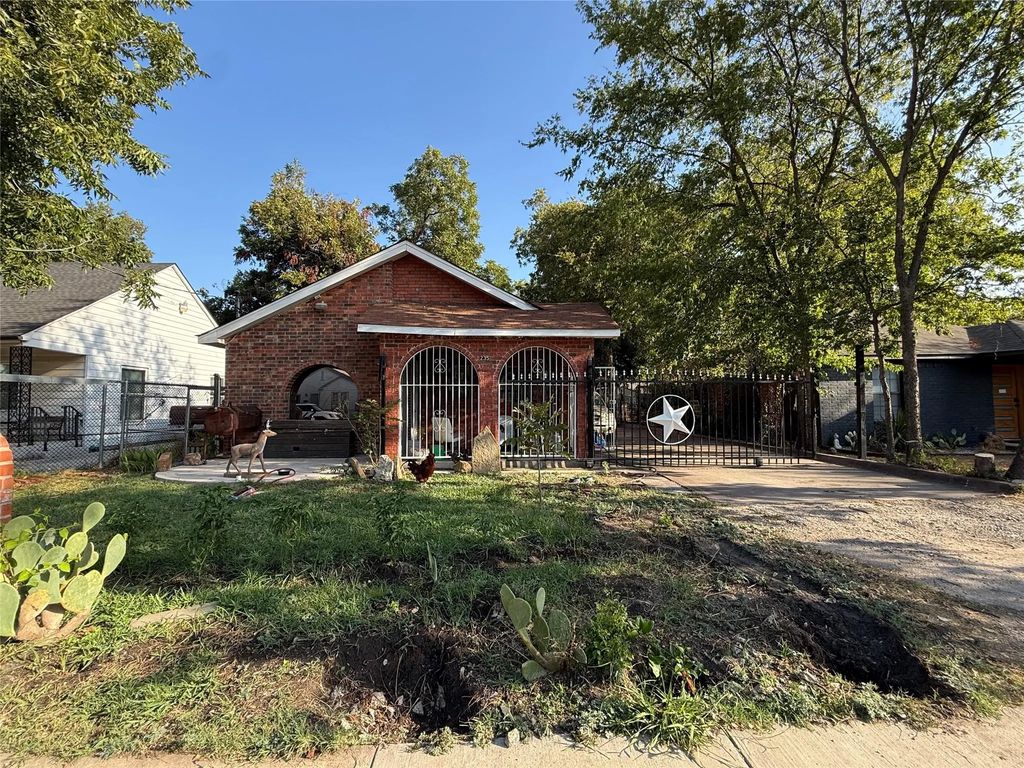 235 W Suffolk Avenue, Dallas
