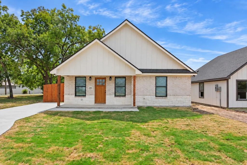 1105 Forrest Street, Waco