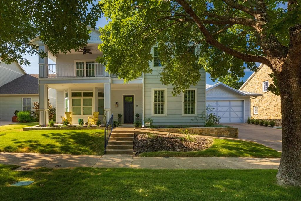 892 Ivy Lane, Rockwall