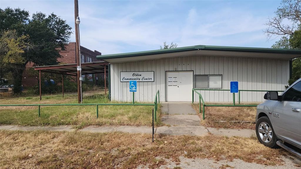 106 County Road 447, Eastland