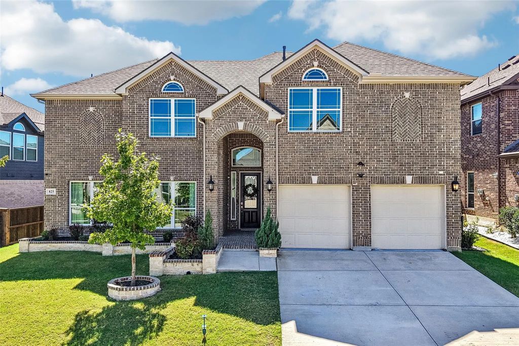 825 Violet Way, Celina
