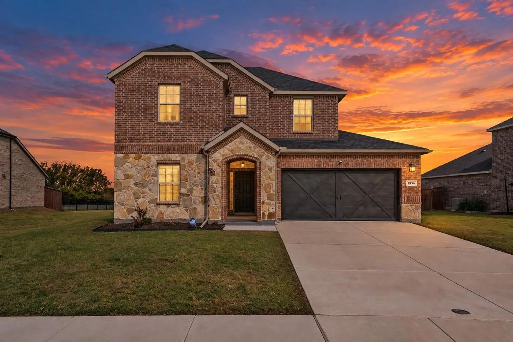 1536 Estivella Drive, Little Elm