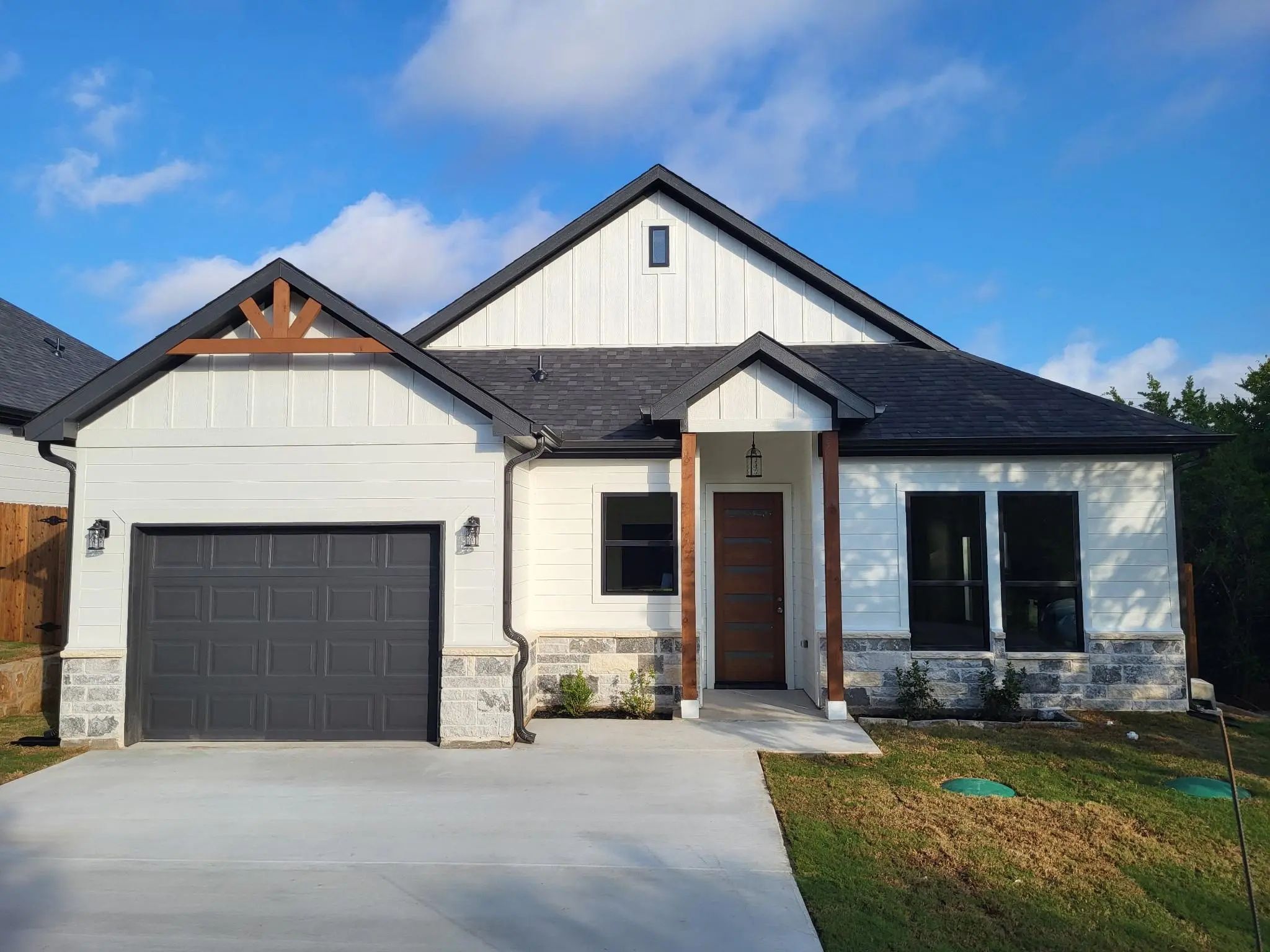 Photo of Listing #21395297