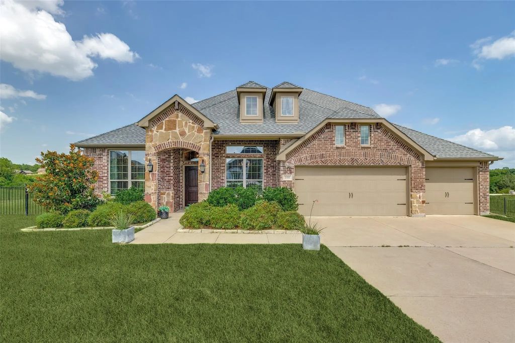 108 Fallen Oak Drive, McKinney