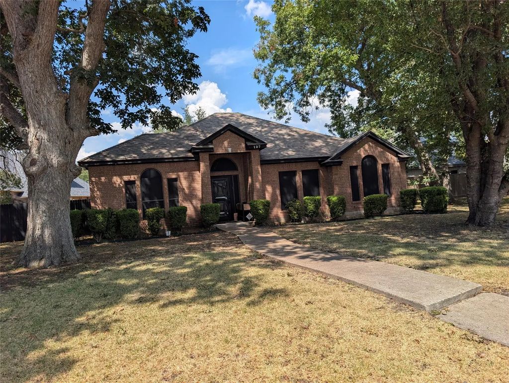 127 Pecan Grove, Lancaster