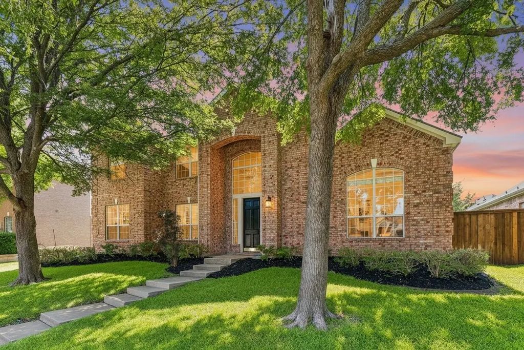 8121 Skyridge Drive, Plano