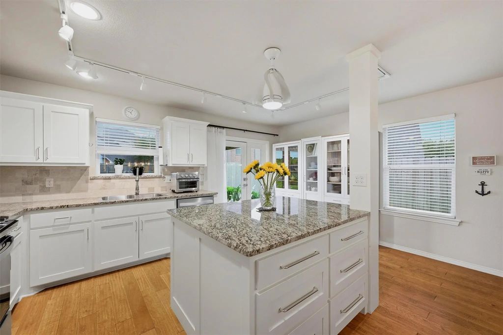5022 Mesquite Ridge Trail, Sherman