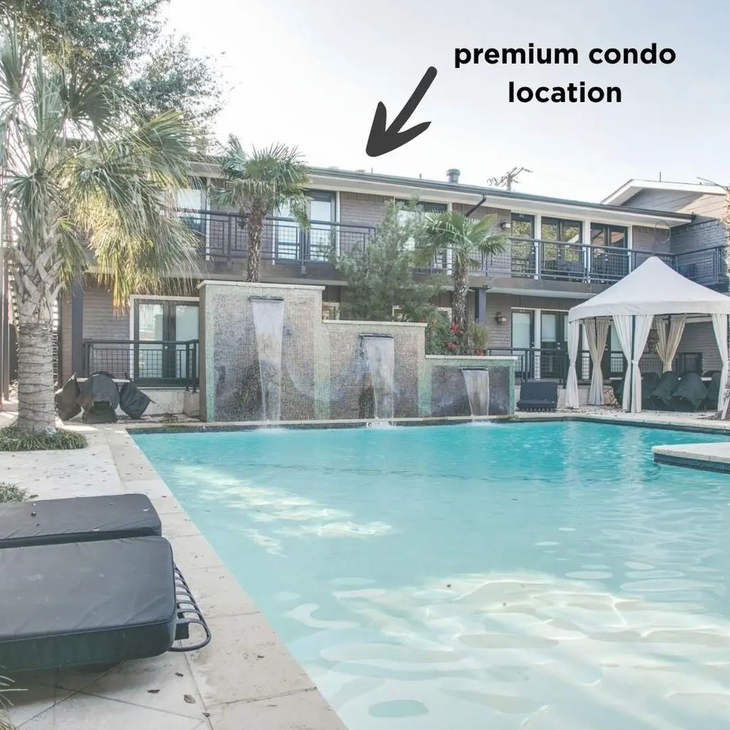 10209 Regal Oaks Drive 211, Dallas