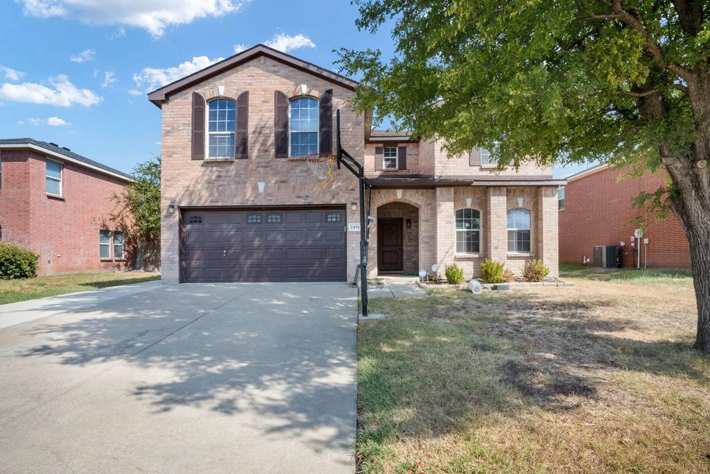 2456 Arroyo Springs Drive, Grand Prairie