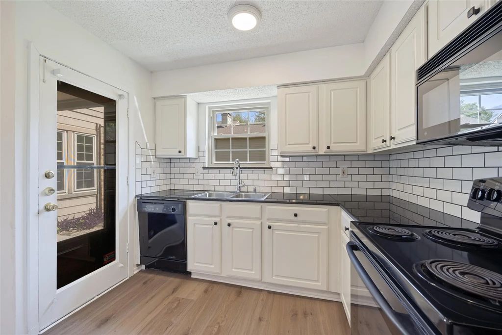 5300 Keller Springs 1086, Dallas